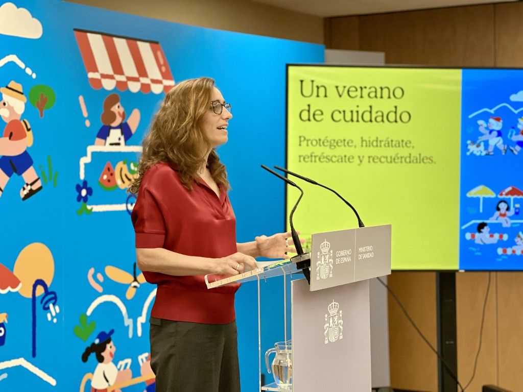 La ministra de Sanidad presenta la campaña “Un verano de cuidado” para fomentar buenos hábitos frente a las altas temperaturas