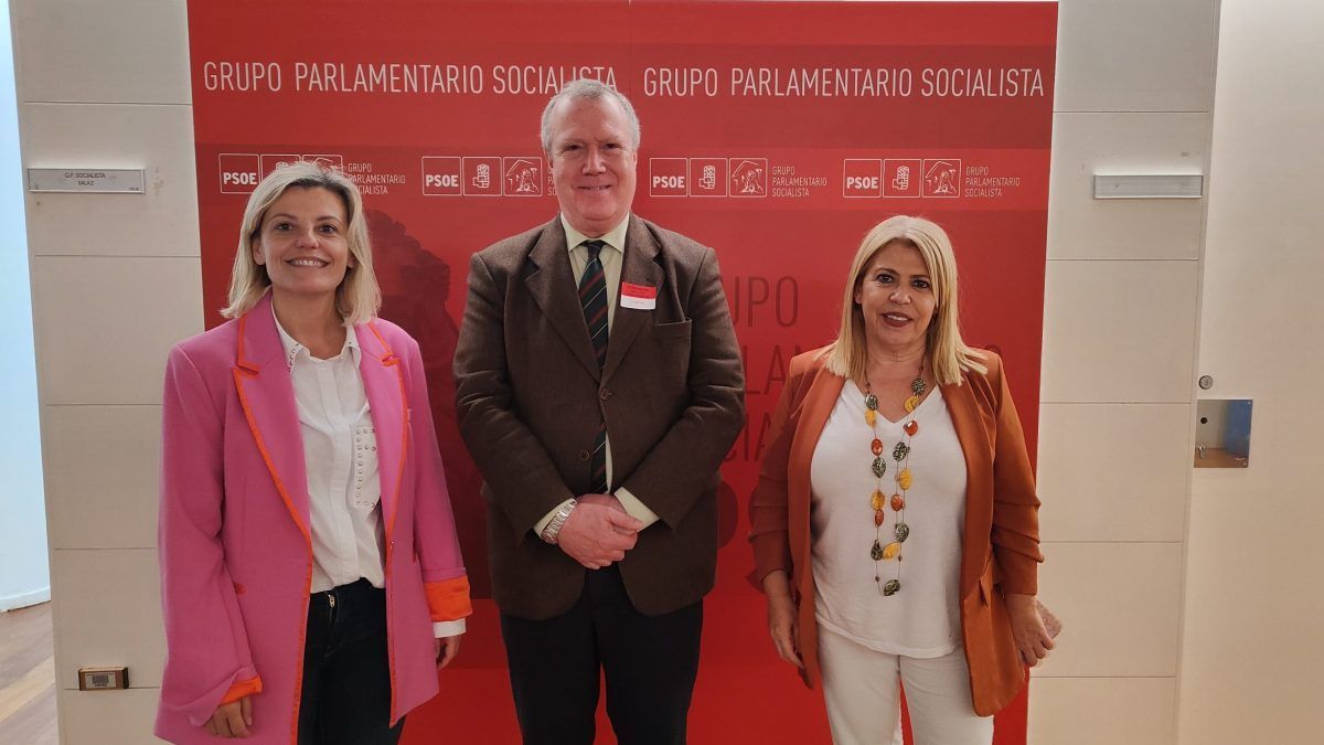 El Observatorio de Ceuta y Melilla se reúne con el PSOE en el Congreso