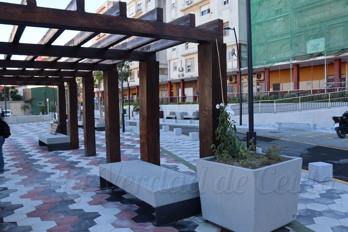 VOX asocia con la “marroquinización” de las barriadas los desperfectos en la Plaza Nicaragua