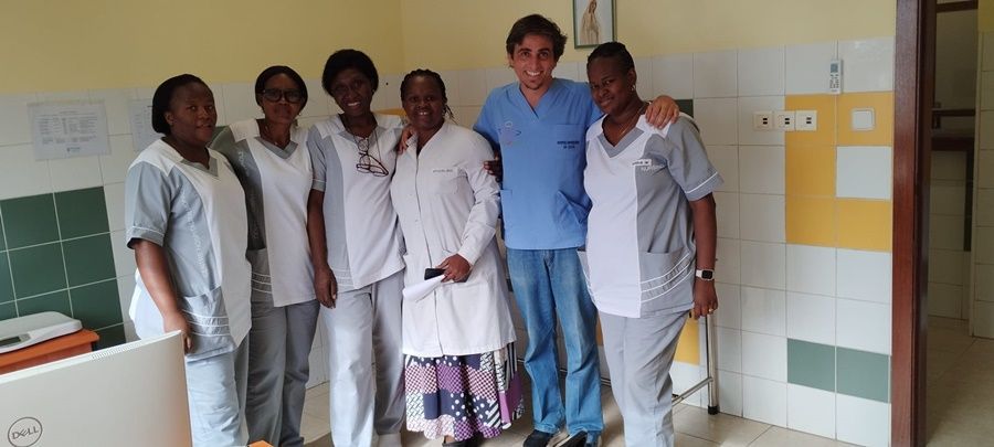 Lanzas regresa de Monkole tras una exitosa misión de formación médica  