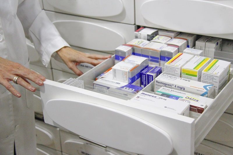 La falta de medicamentos persiste en Ceuta durante el verano