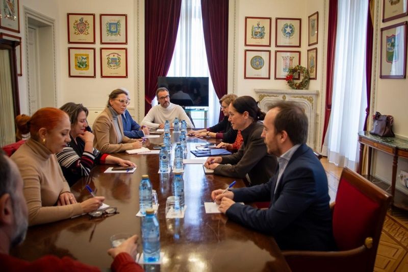CCOO materializa con el Gobierno la subida salarial del 0,5% del PIB para los empleados públicos
