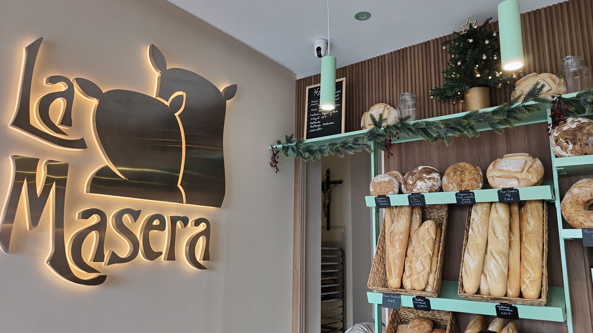 La Mesera abre sus puertas 