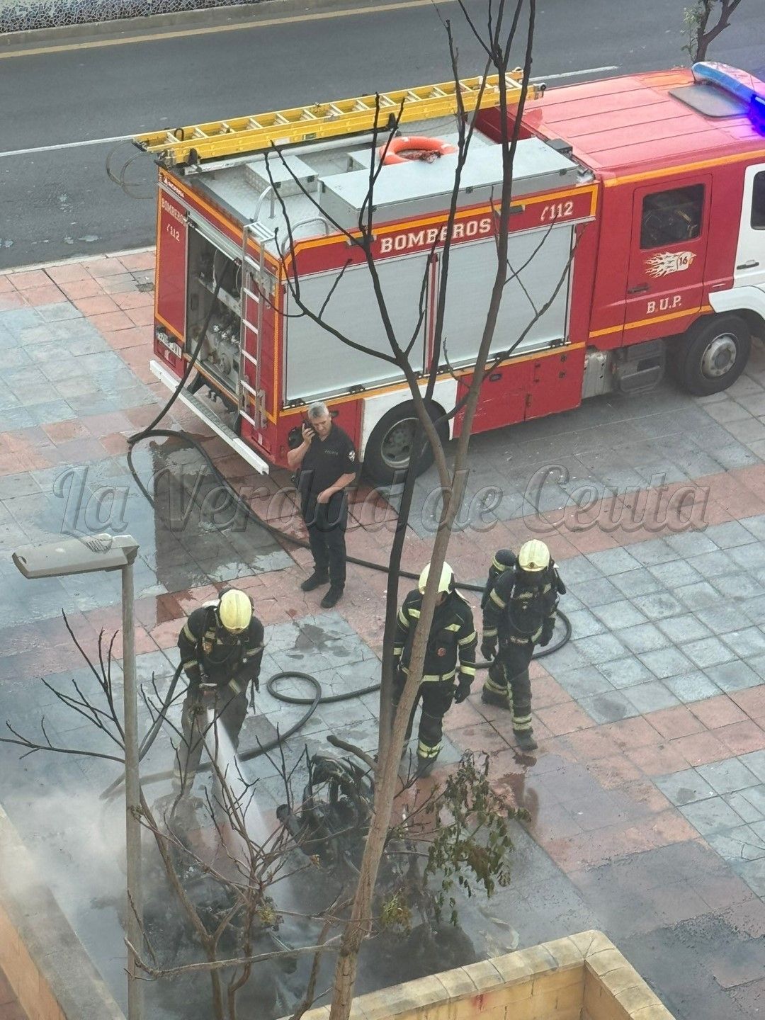 Incendio motos Avenida Espana 2
