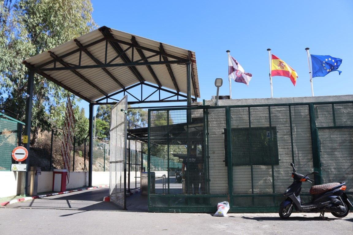 Detenidos dos marroquíes residentes del CETI por presuntamente agredir de forma violenta a una mujer en la calle