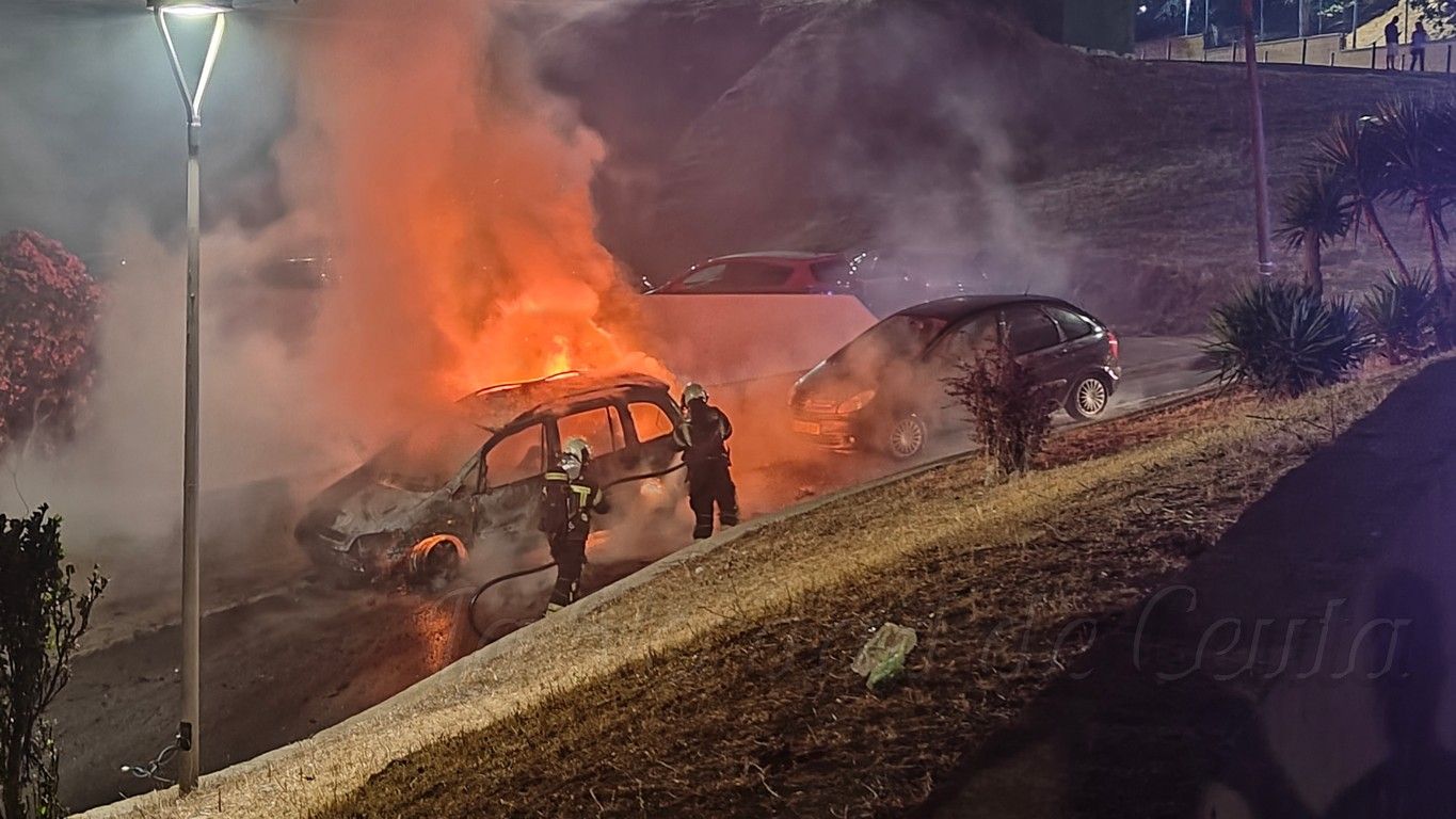 Incendio coche Bermudo Soriano 04