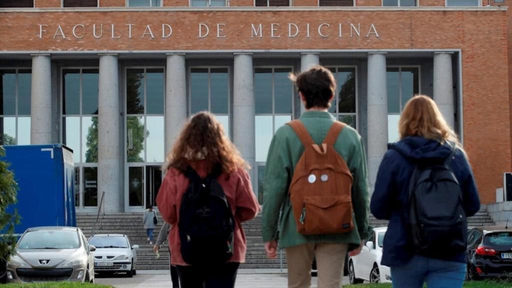 Alertan de un nuevo fraude relacionado con el pago de matrículas en Universidades