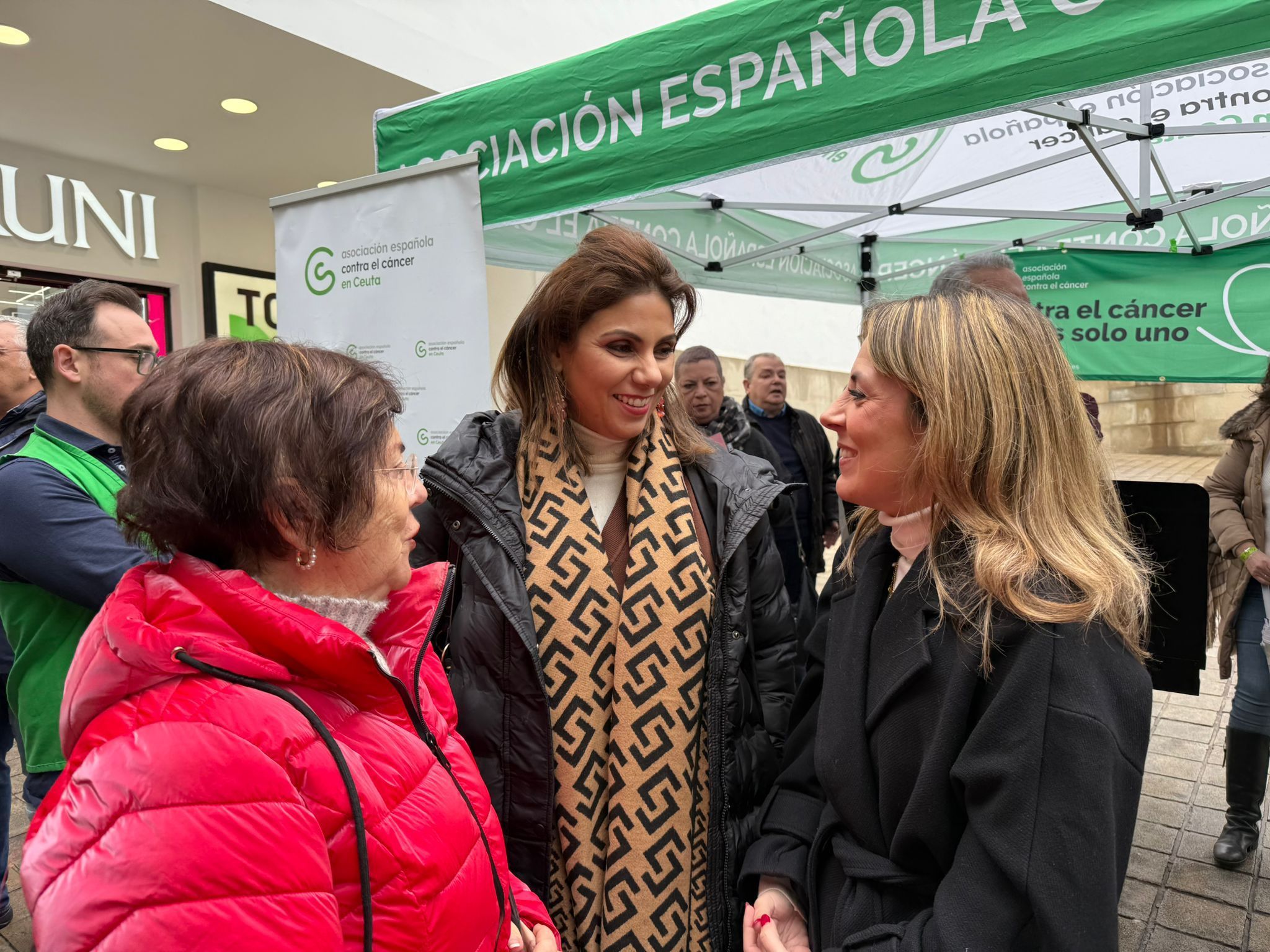 aOCIACIN eSPAOLA CONTRA EL cNCER 5