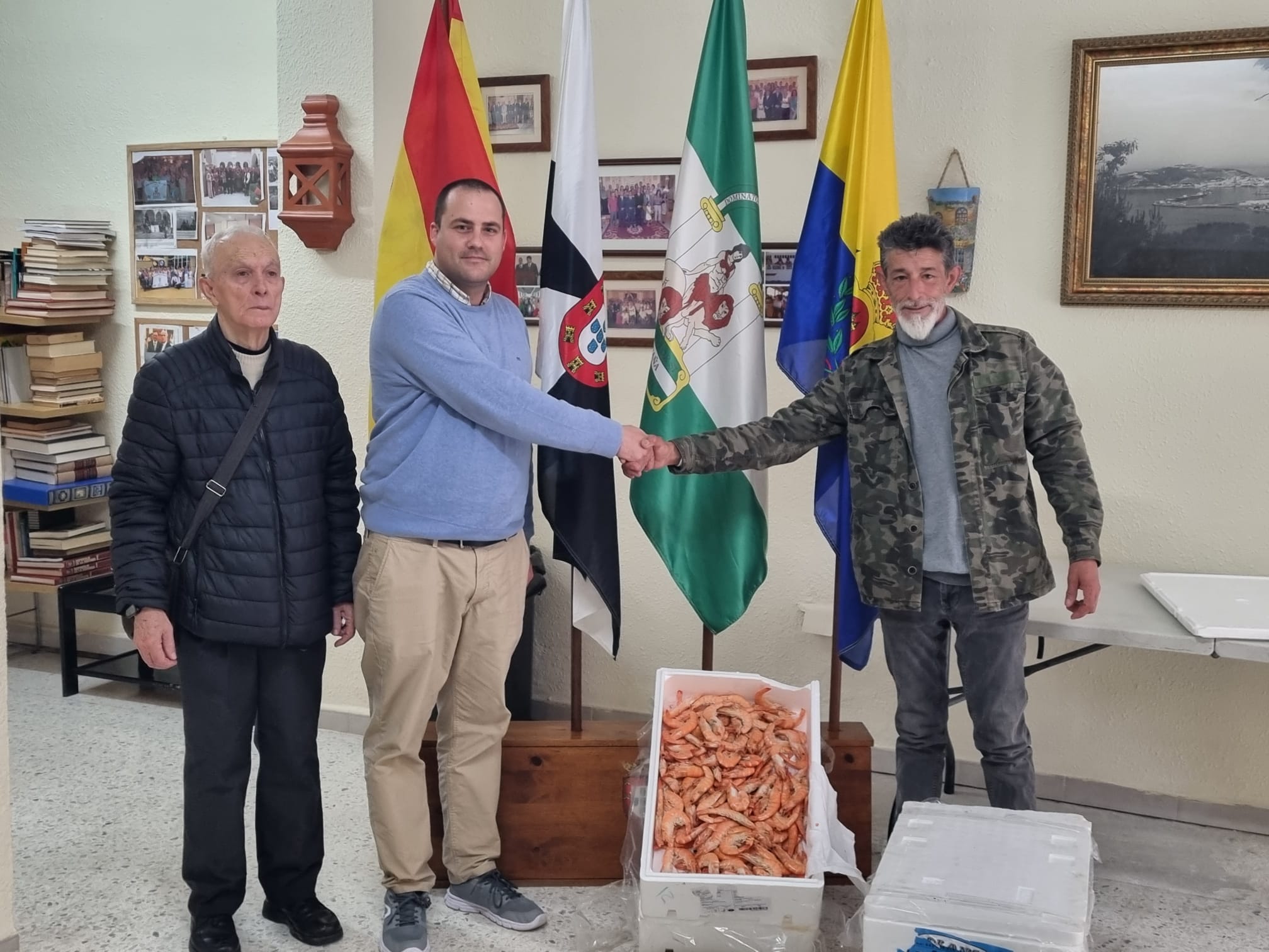 La Casa de Ceuta en Algeciras realiza una donación a una ONG local