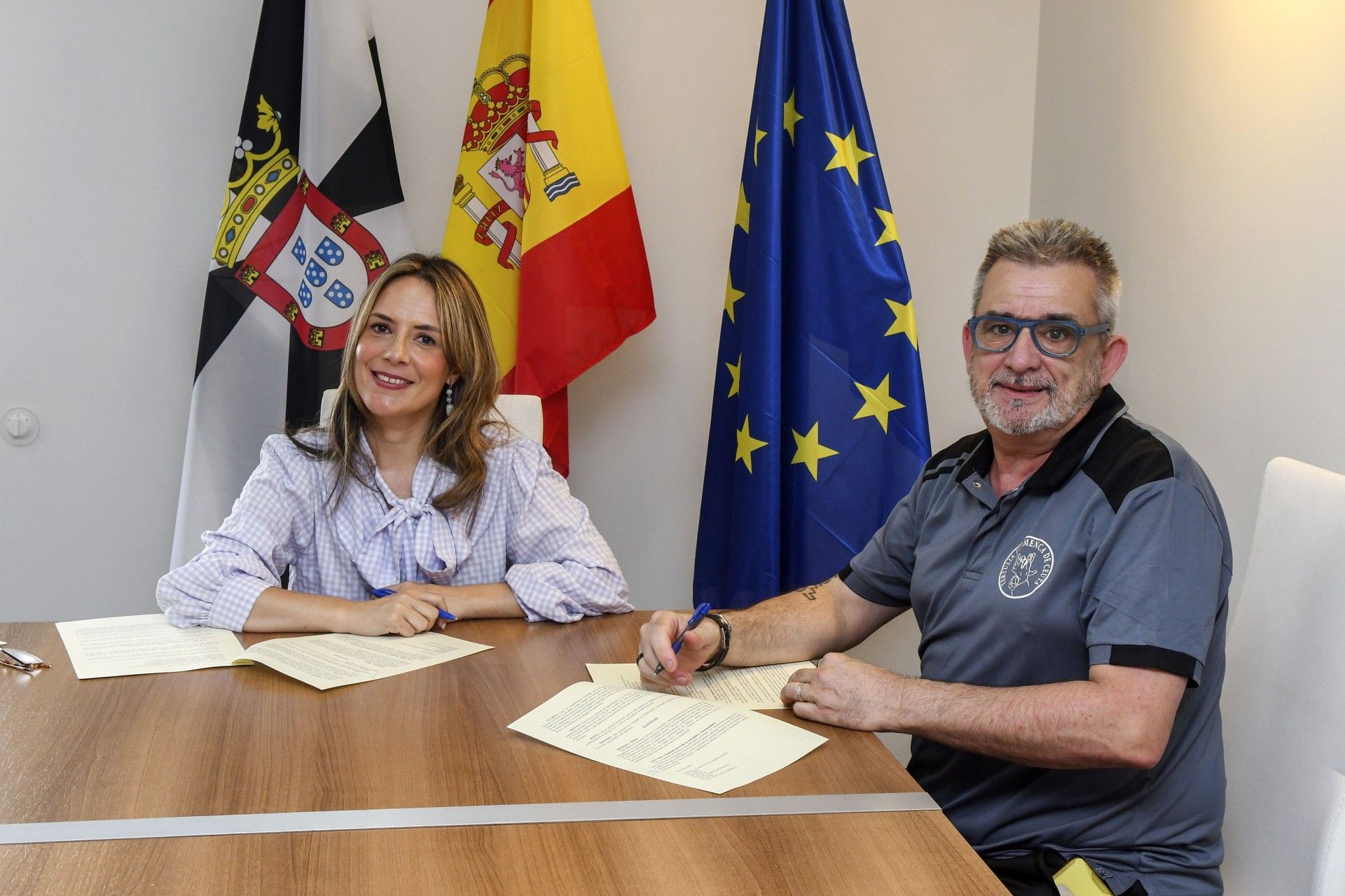 La Ciudad renueva el convenio con la Tertulia Flamenca