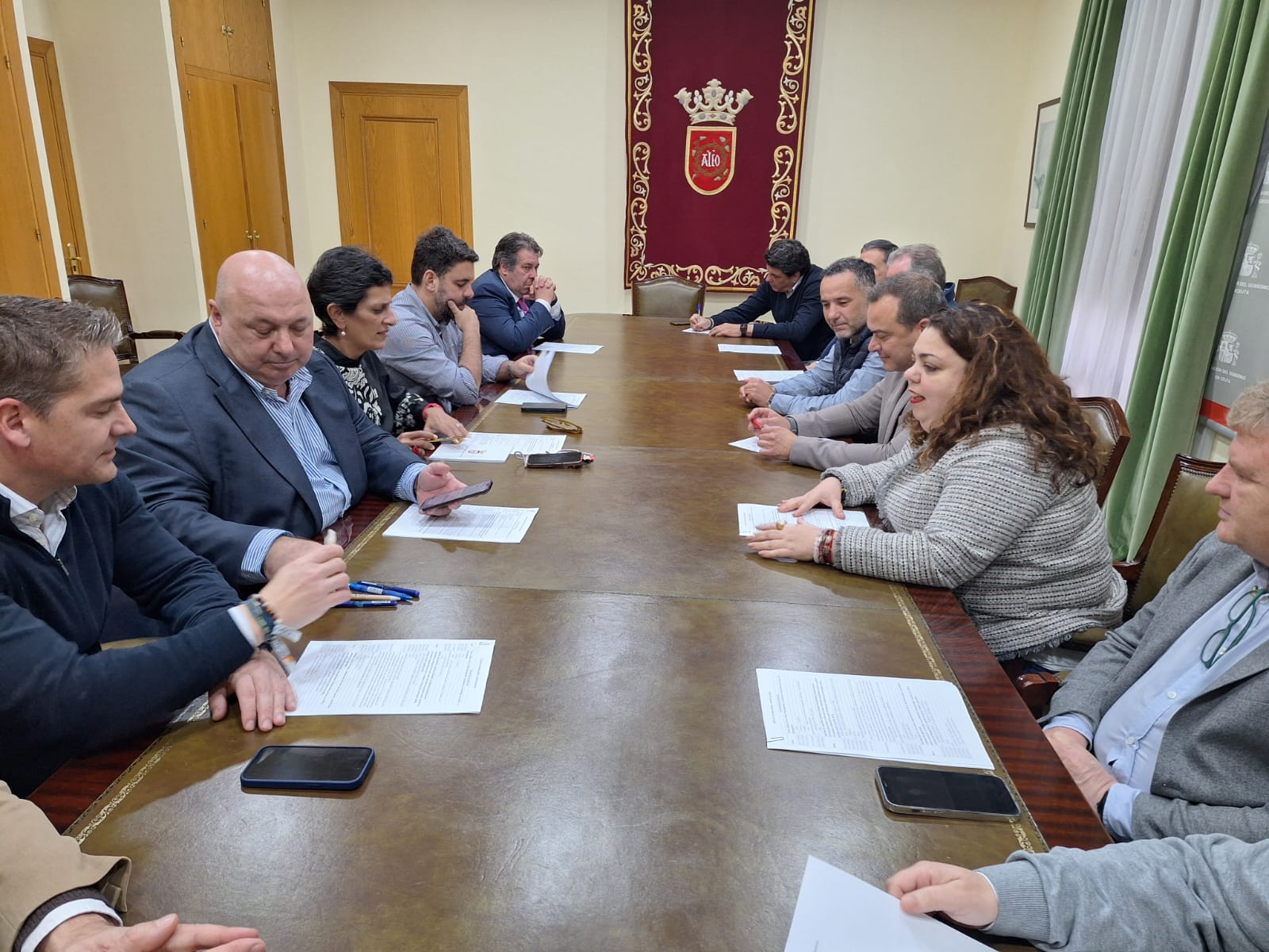 La delegada del Gobierno se reúne con los empresarios 