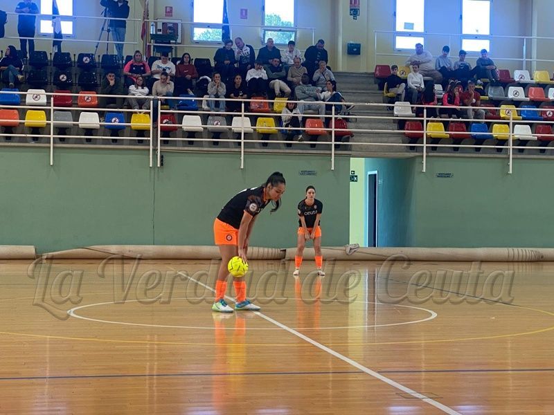 El IES Luis de Camoens busca seguir su racha ante un Melilla CD Torreblanca en horas bajas
