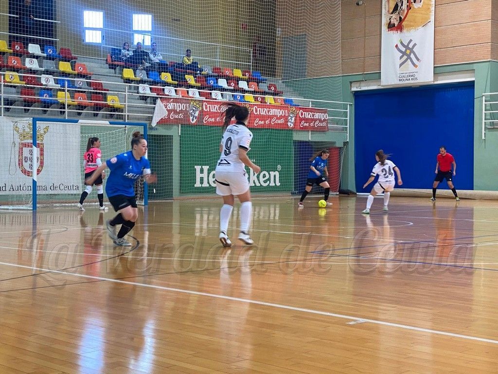 Las chicas del Ceuta regresan a la liga con una trabajada victoria sobre el Melilla (2-0)