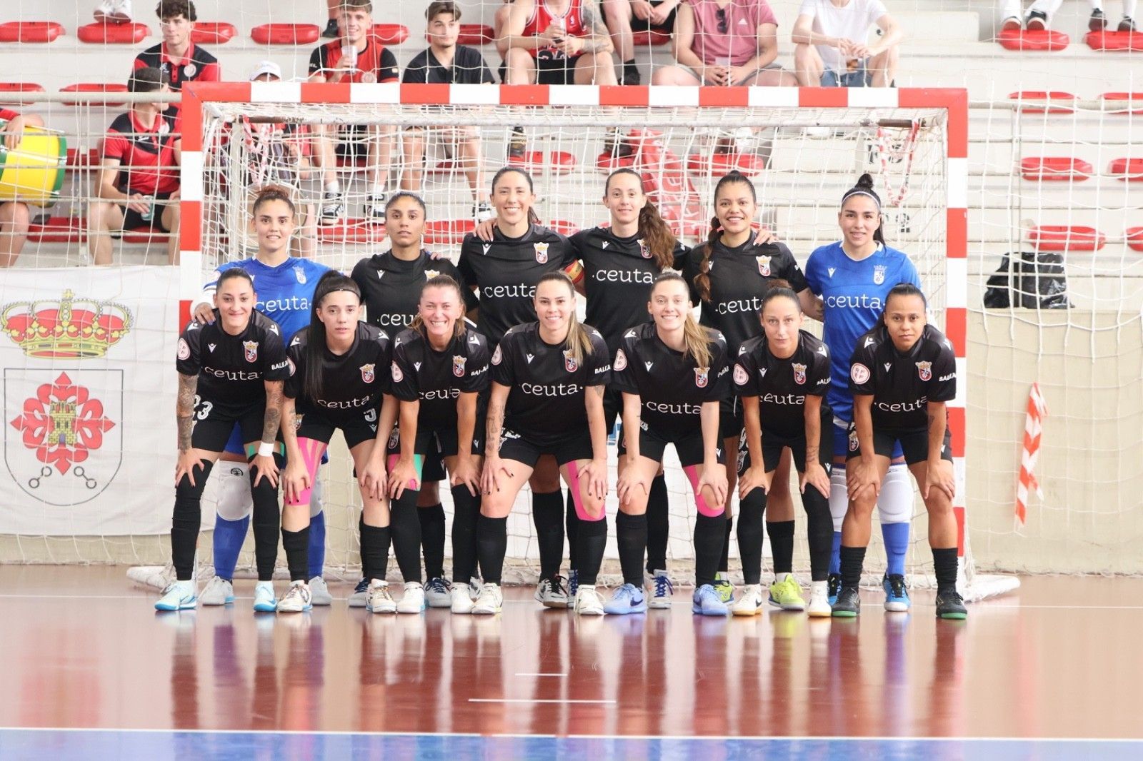 La AD Ceuta remonta y encarrila el ascenso a Primera tras ganar en la pista del Almagro (2-4)