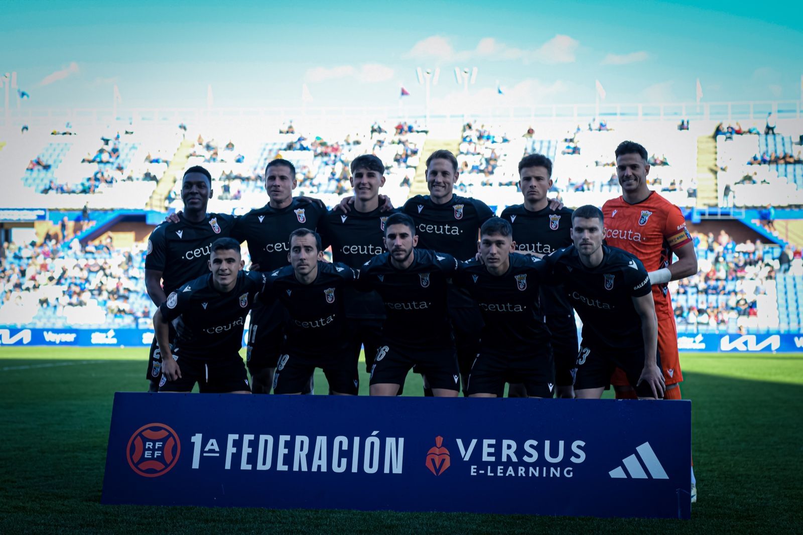 La AD Ceuta mantiene la “media inglesa” y empata en Huelva ante el Recre (1-1)