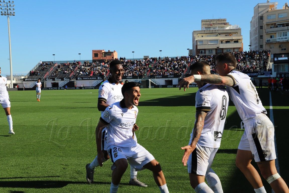 El Ceuta quiere mantener el coliderato ante el Antequera en el Murube