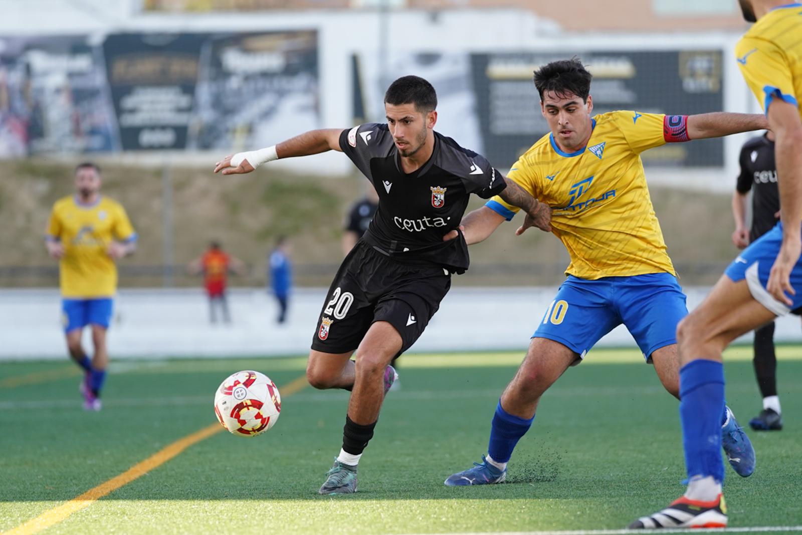 El Ceuta “B” cierra la temporada este domingo ante el Cartaya con el objetivo de acabar con buenas sensaciones