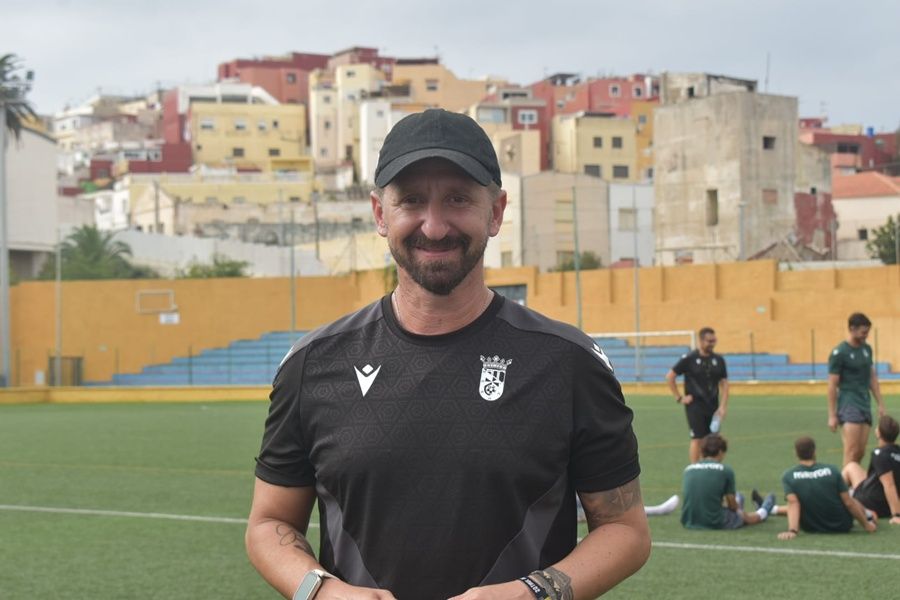 Polaco: “Vamos con ilusión y personalidad para competir de tú a tú con la Balona”