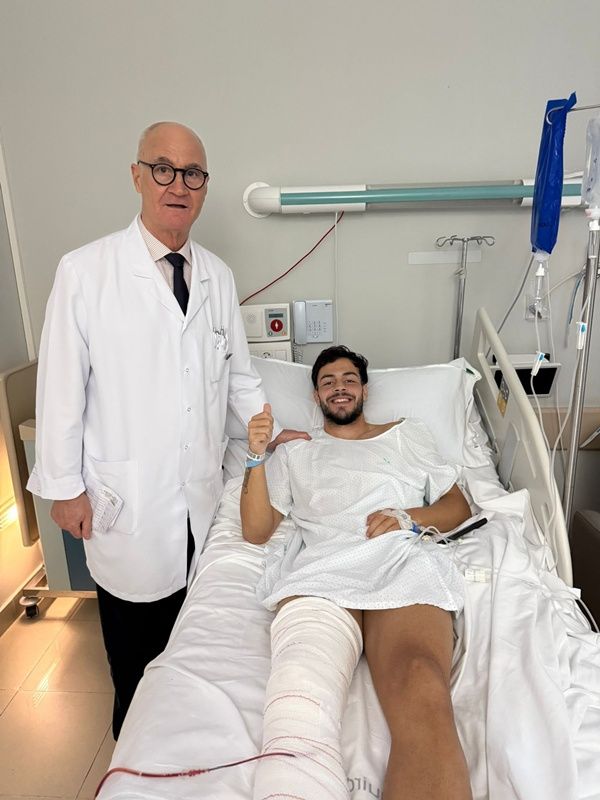 El ceutí Daniel Más, operado con éxito de una lesión de rodilla en Murcia