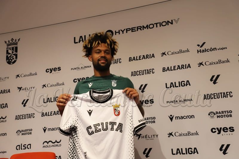 Konrad Presentacion Ceuta 1