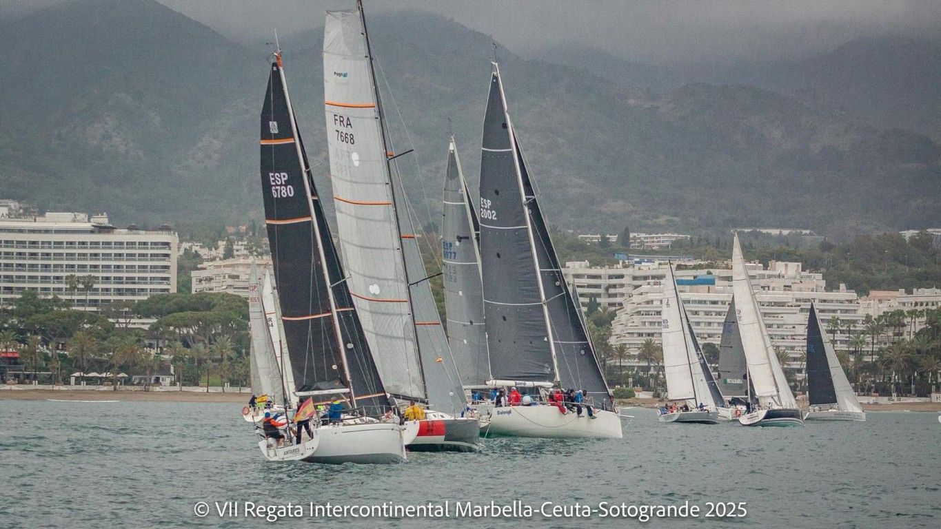 Comienza la VII Copa Intercontinental cruzando el Estrecho de Gibraltar desde Marbella hasta Ceuta