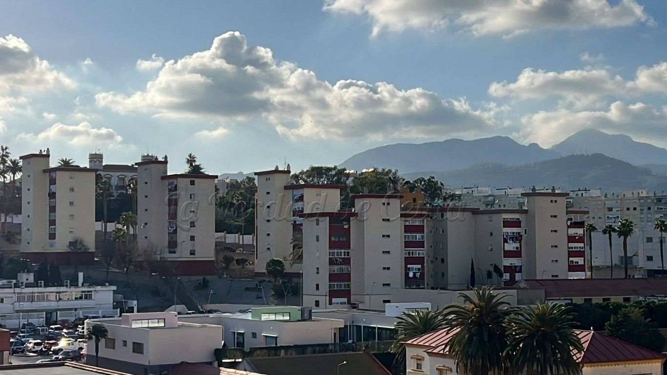 El Pleno de la Asamblea rechaza la propuesta de Vox para crear una ley de ordenación urbanística