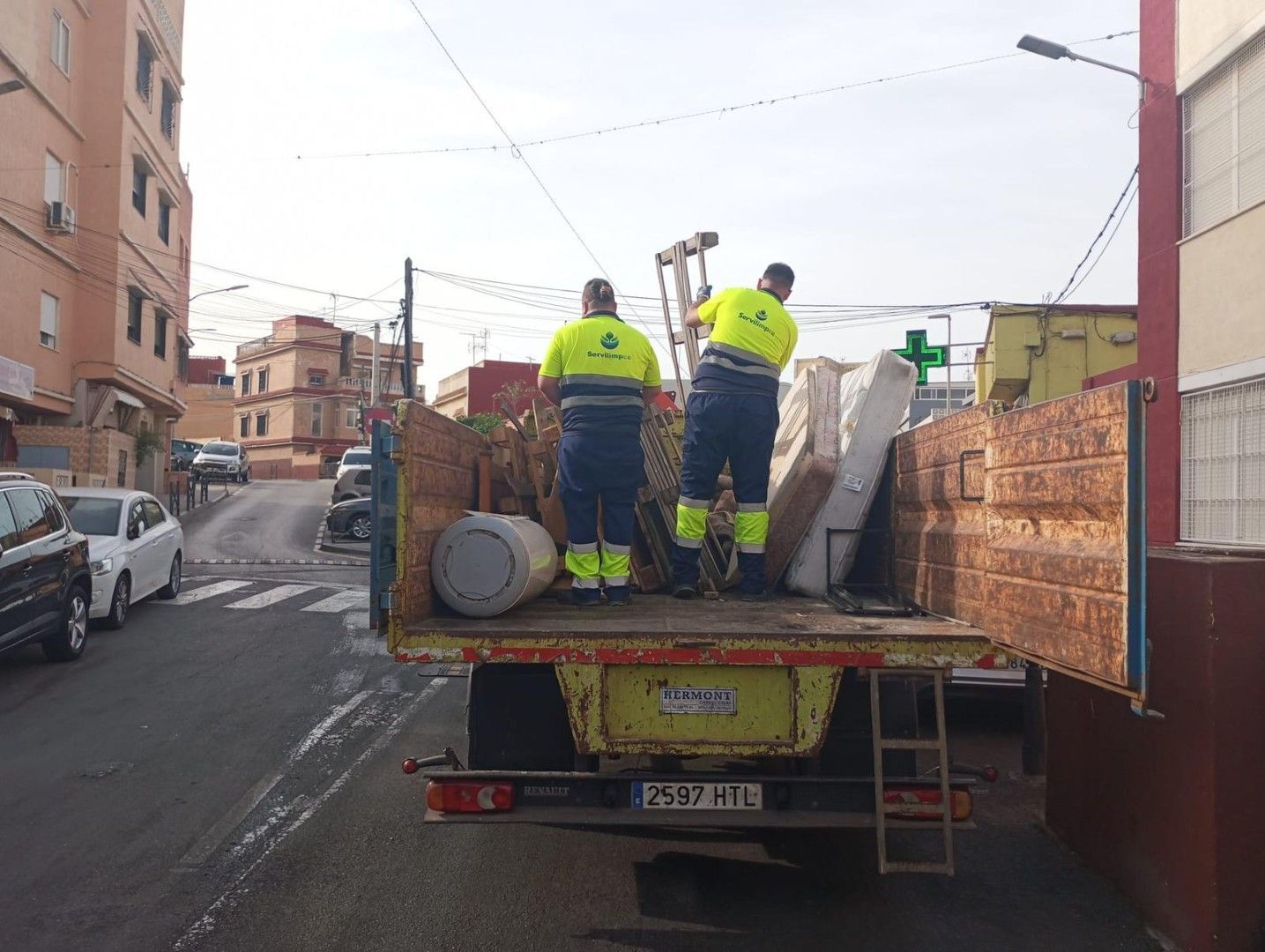 Aprobados 1,9 millones para el tratamiento de residuos de obra y varios contratos esenciales para SERVILIMPCE y la calidad del aire