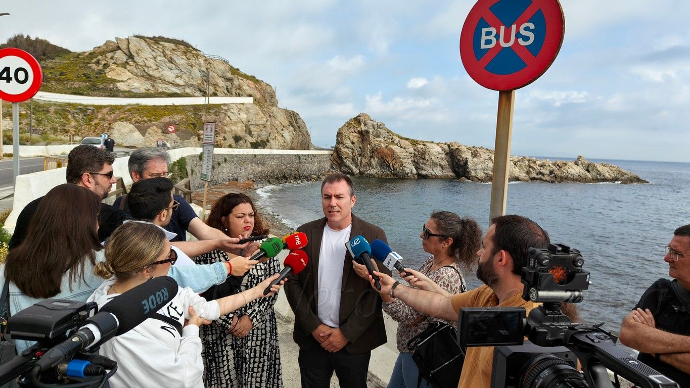 El Gobierno central acomete obras de emergencia en Calamocarro para reforzar el muro de contención de la carretera