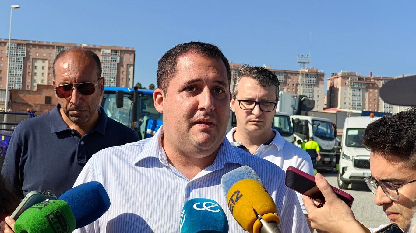 El PSOE acusa al Gobierno de cesar al gerente de Servilimpce sin contar con el Consejo de Administración