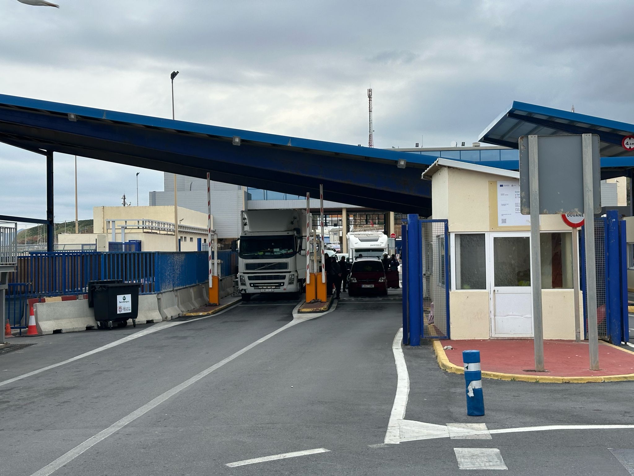 La frontera recibe la segunda importación de pescado desde Marruecos