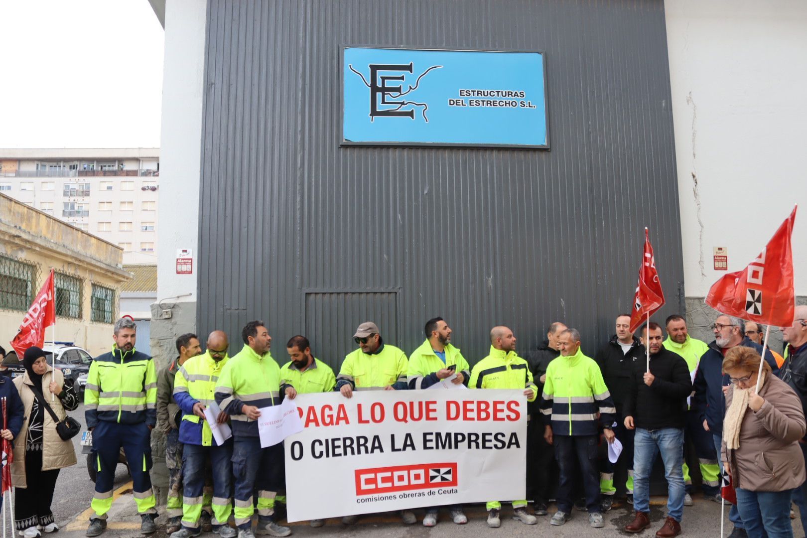 Protesta frente al Muelle Cañonero Dato: empleados denuncian tres meses de retrasos en sus sueldos