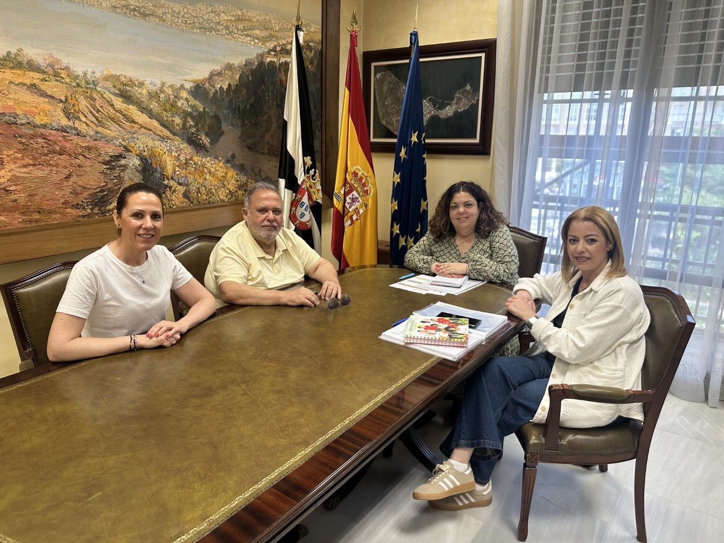 UGT Servicios Públicos traslada sus demandas a la delegada del Gobierno