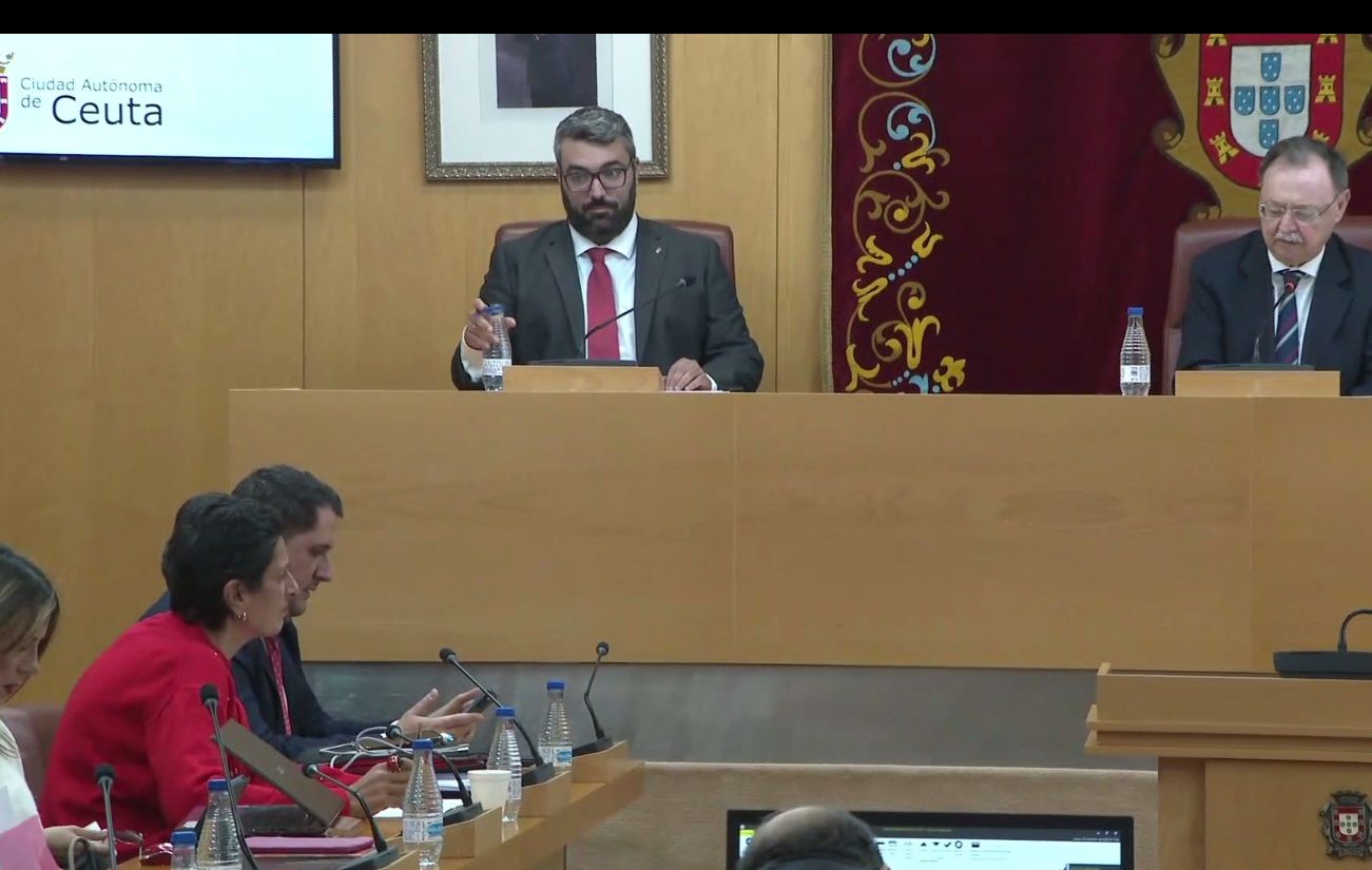 Melchor León rompe filas en el PSOE y exige la dimisión del delegado del Gobierno: "Primero está mi ciudad"