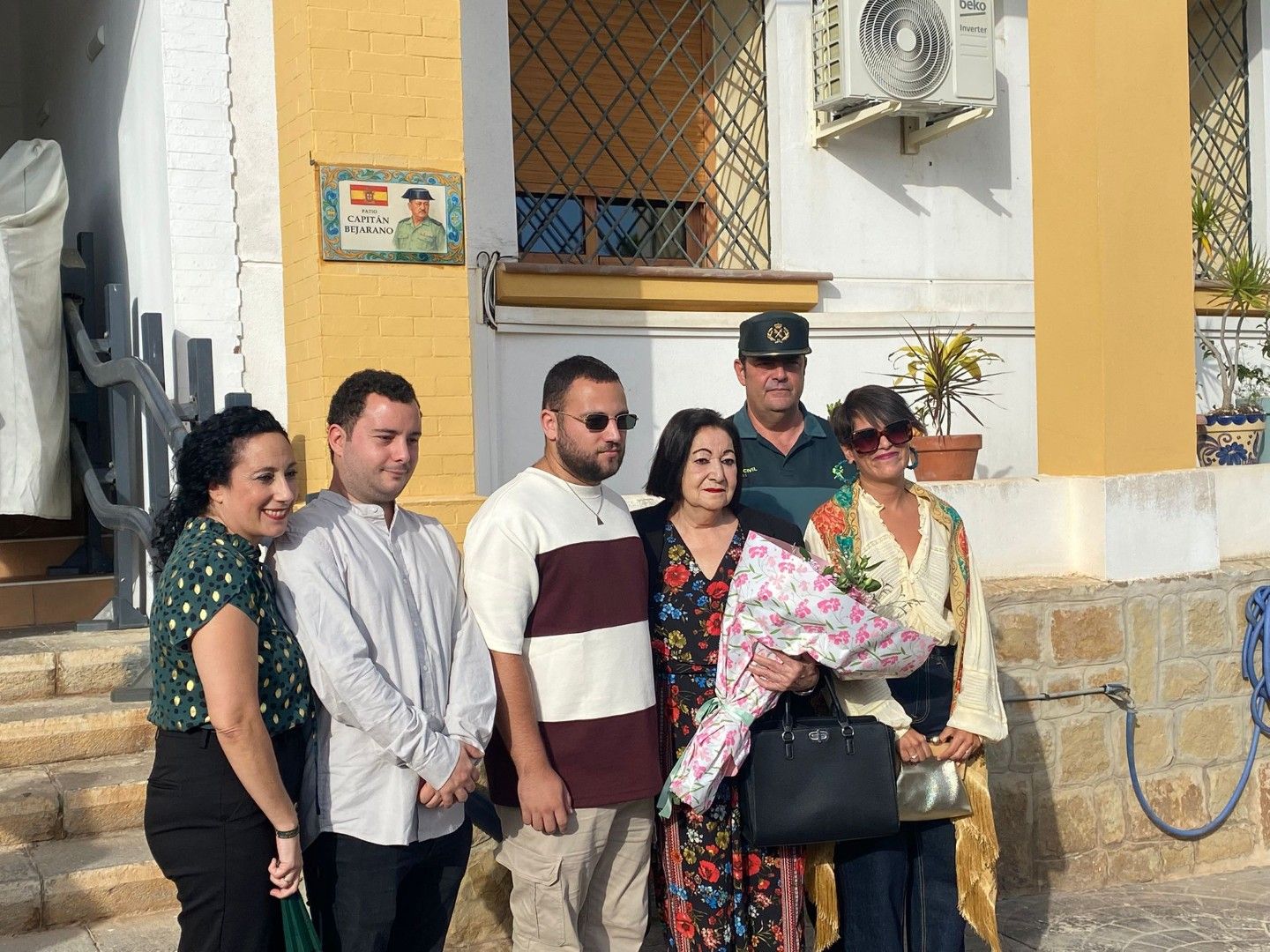 La Guardia Civil de Ceuta rinde un emotivo homenaje al capitán Bejarano con una placa en su memoria