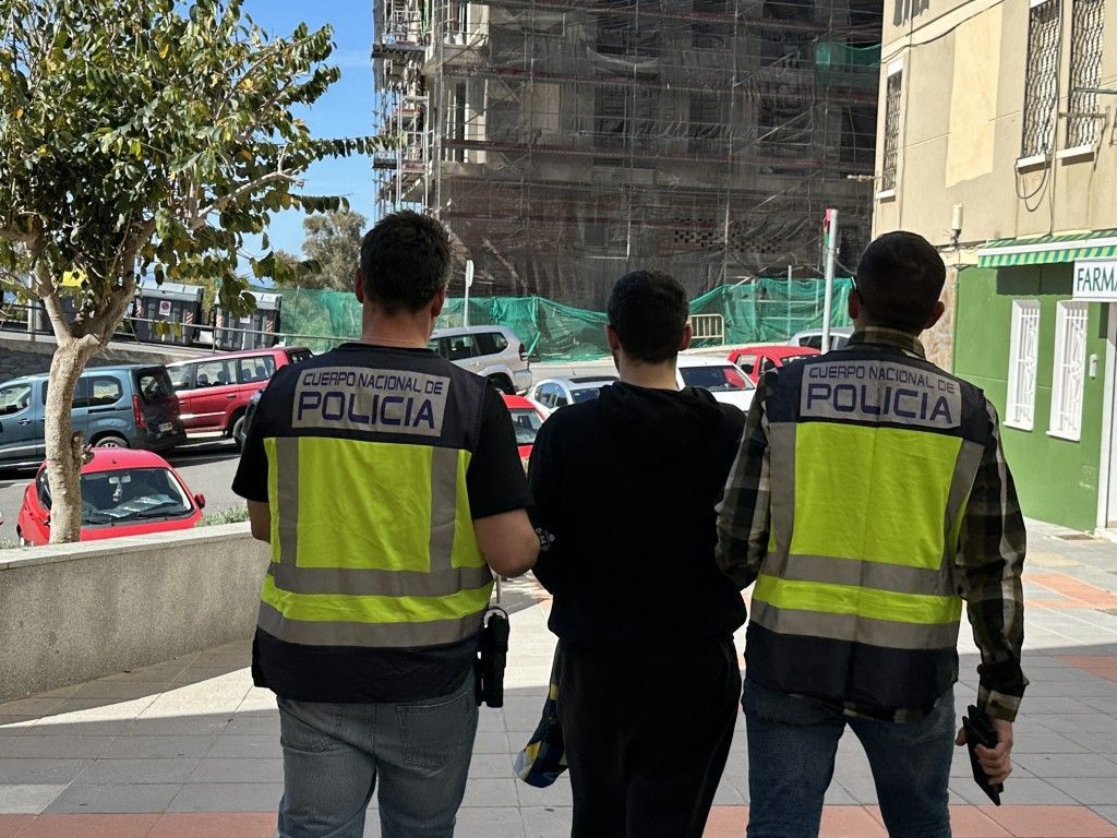 La Policía Nacional detiene a un enfermero por falsificar recetas utilizando las credenciales de un médico