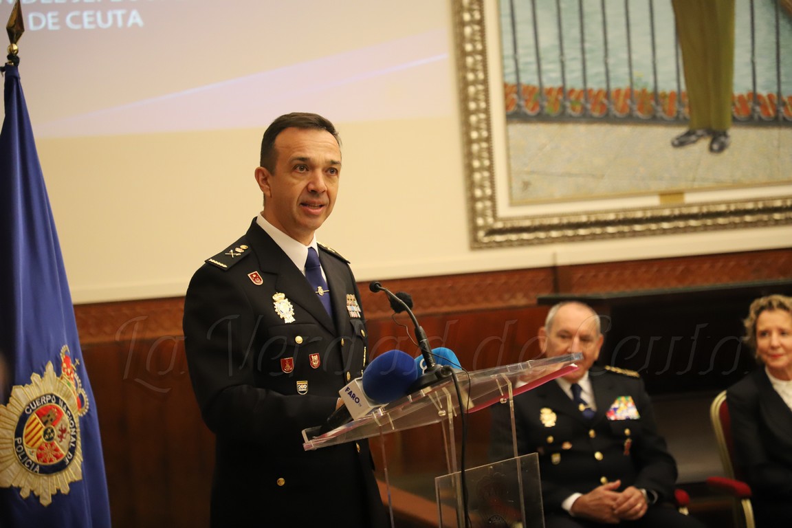 Toma posesion Eloy Roman Policia Nacional 05