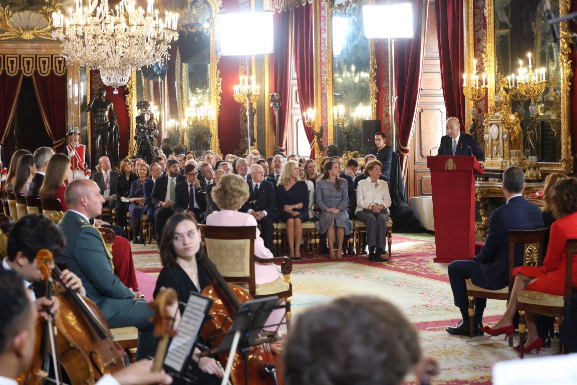 Vivas asiste en Madrid al acto del 50 aniversario de la monarquía