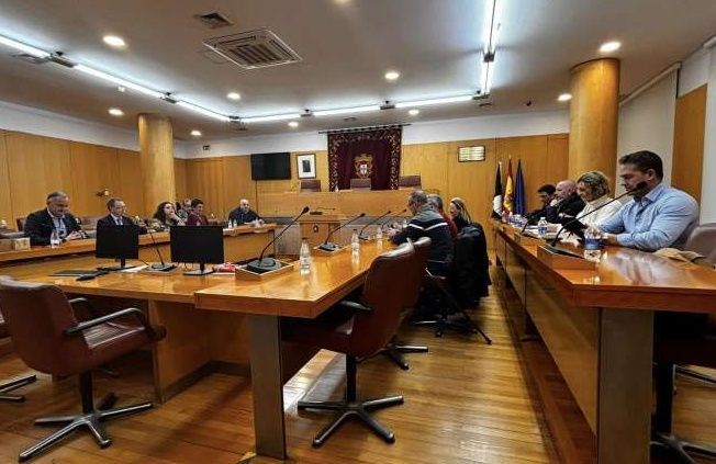 La Mesa de Diálogo Social respalda las iniciativas de Juan Vivas sobre la aduana comercial
