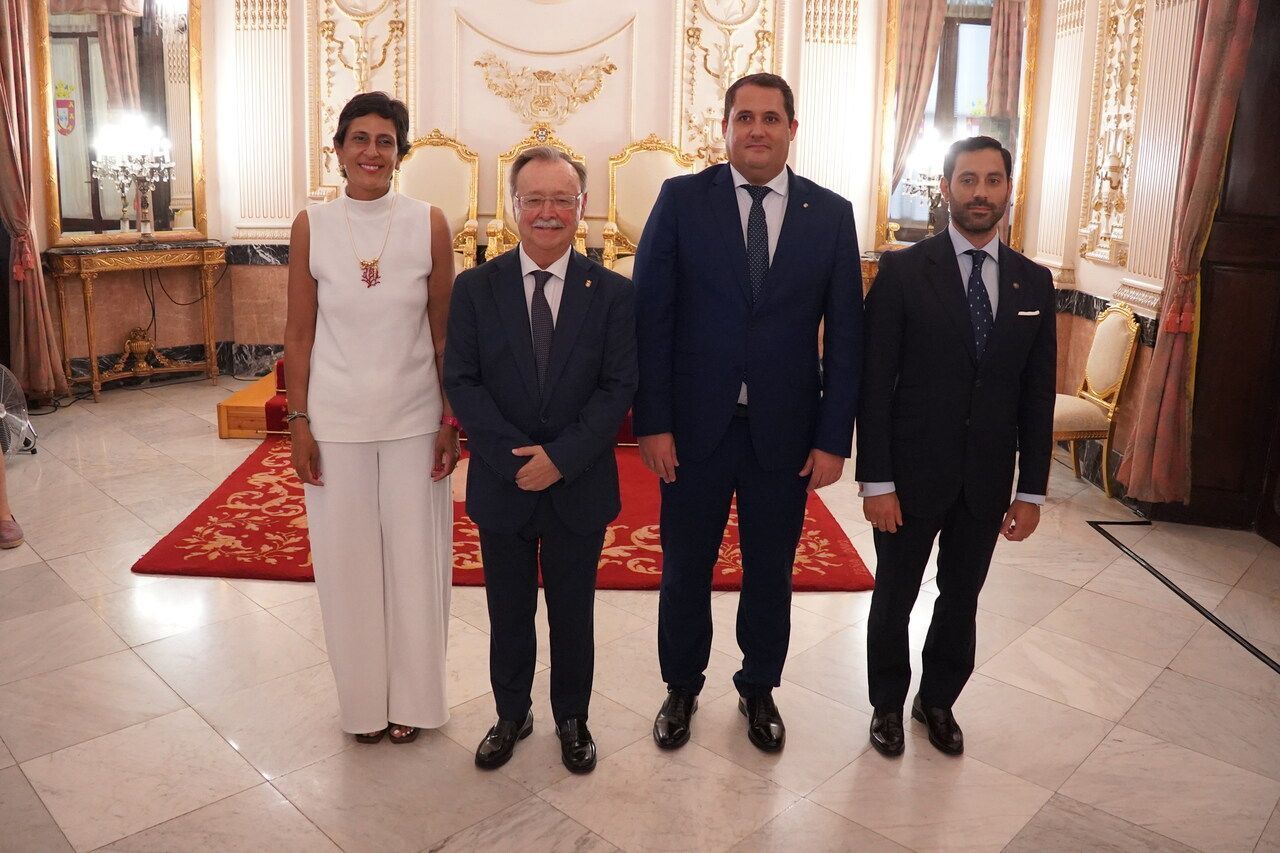 Vivas remodela el Gobierno con la creación de dos vicepresidencias y una nueva consejería