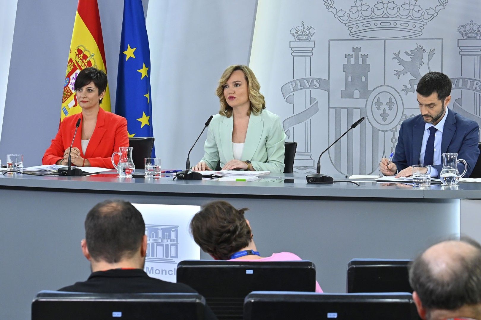 El Gobierno aprueba la subida salarial adicional del 0,5% para tres millones de empleados públicos