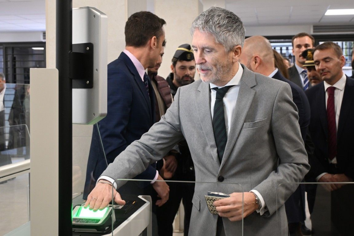 Marlaska dice en Melilla que la aduana con Ceuta se abrirá cuando los técnicos de aduanas resuelvan la cuestión