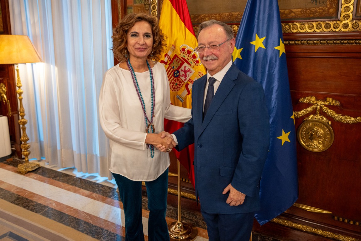 Vivas destaca la receptividad del Gobierno en los tres asuntos clave planteados en su reunión con Montero