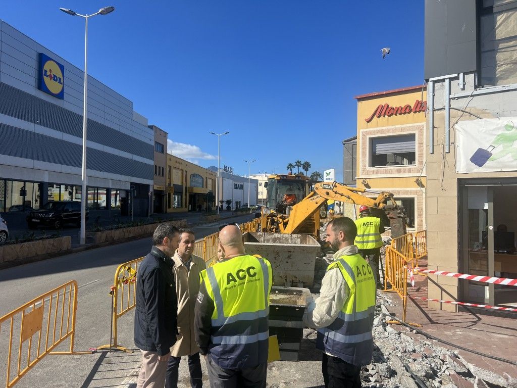 Las obras en el puerto continúan en la zona de las cafeterías