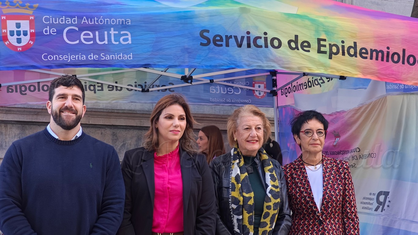 Sanidad y el Colegio de Farmacéuticos insisten en la prevención de la diabetes en una jornada en el Revellín