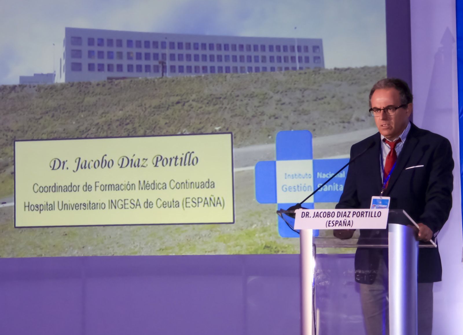 El doctor Jacobo Díaz, nombrado vocal de la Comisión Nacional de Laboratorio Clínico