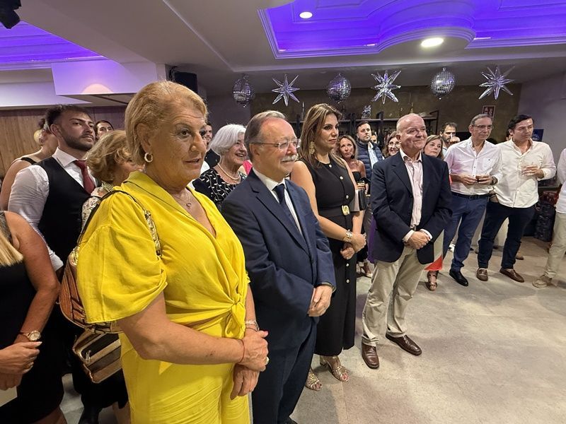 El COMCE celebra la festividad de su patrona con un homenaje a la vocación y la profesión médica
