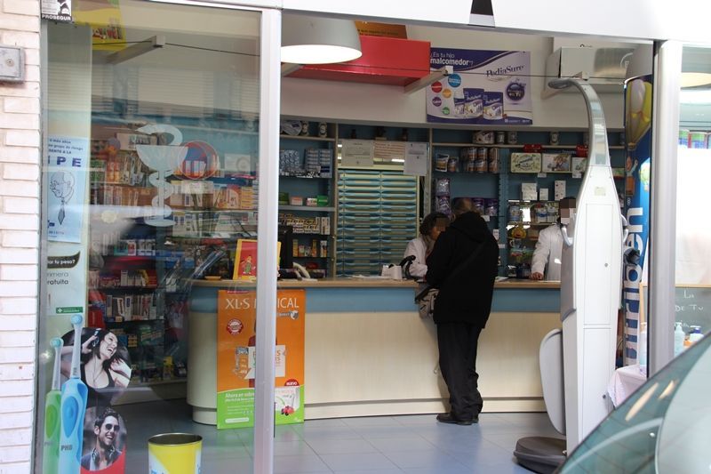 Ceuta implantará aparcamientos exprés en farmacias y centros de salud tras el visto bueno de la Asamblea