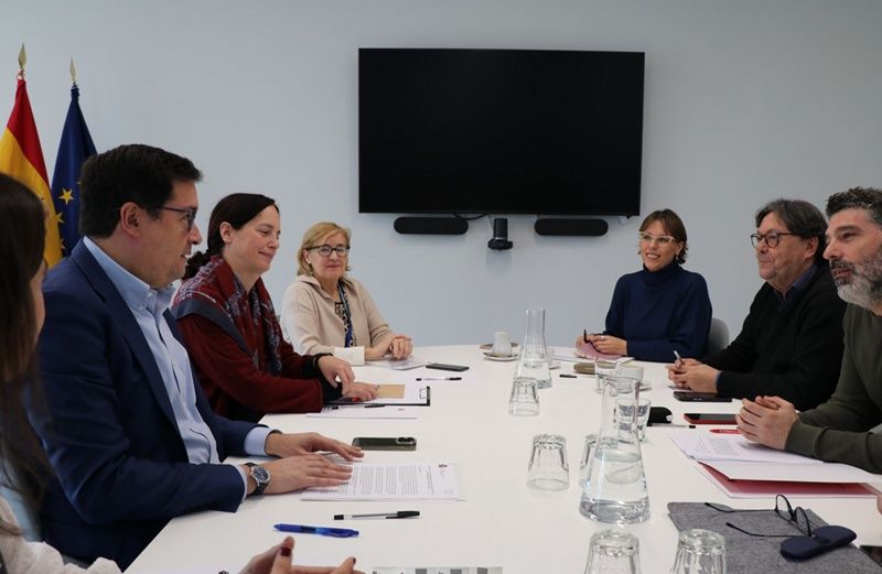 UGT Servicios Públicos y el Área Pública de CCOO logran que el Gobierno se comprometa a implantar una tasa adicional que garantice la jubilación parcial del personal laboral del sector público