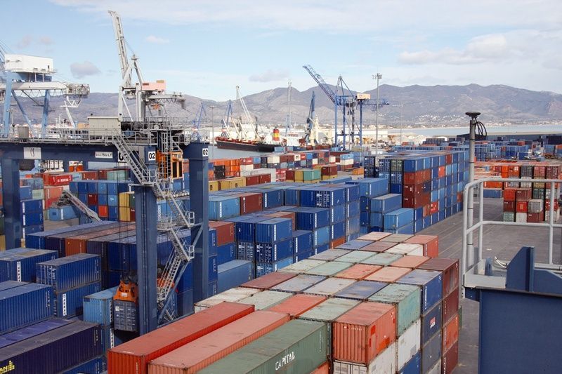 El tráfico de mercancías por los puertos de interés general arranca 2025 con 43 millones de toneladas