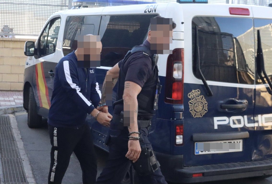 Prisión para los padres del bebé muerto en la calle Alférez Provisional